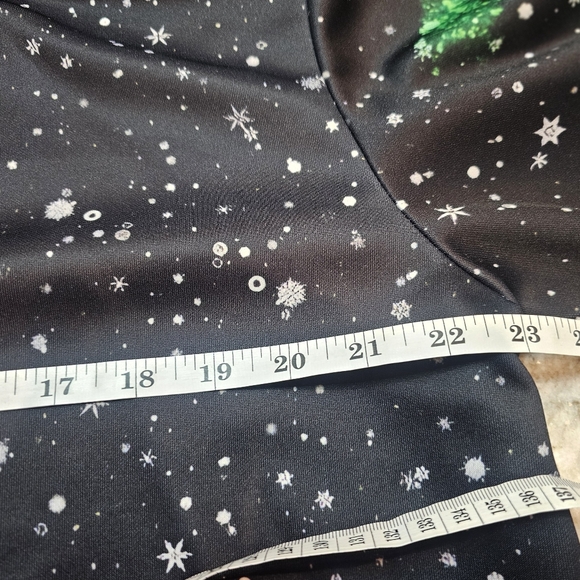 Christmas Tree Graphic Hoodie Snow Print Holiday Sweatshirt Unbranded Size L - Picture 6 of 8